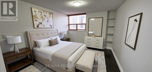 Photo du bâtiment - 380 Dixon Rd