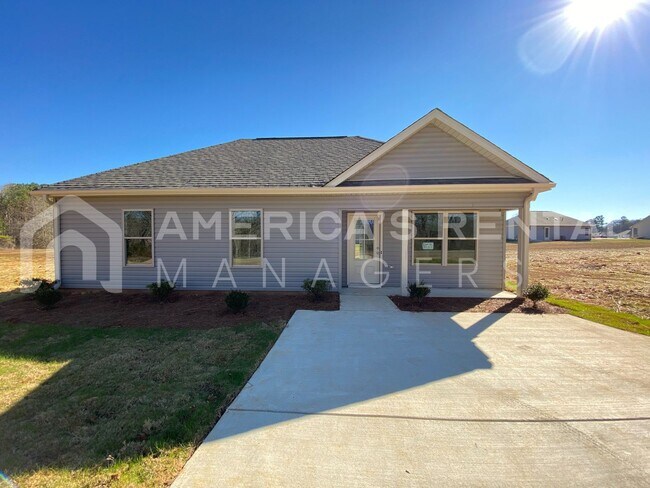 Building Photo - Home for Rent in Talladega, AL... Coming s...