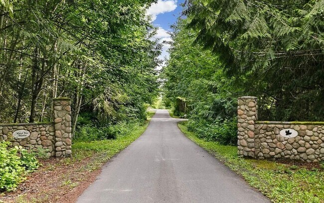 Foto del edificio - Beautiful house in Maple View Meadows.