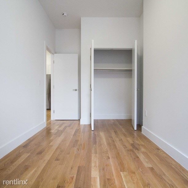 Building Photo - 1063 Bedford Ave