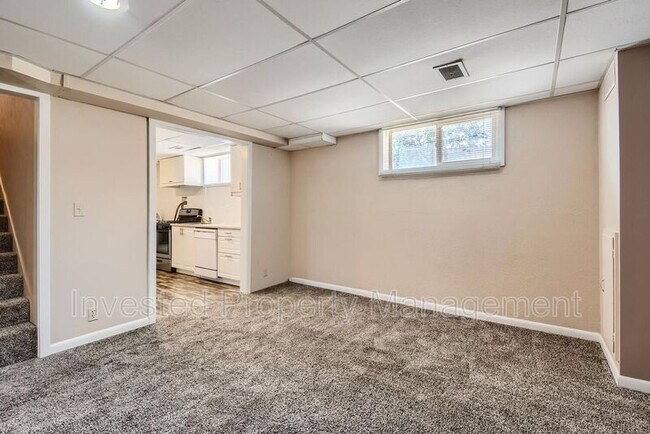 Building Photo - 3580 S Marion St