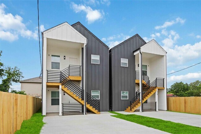 Foto del edificio - 330 Clearwater St