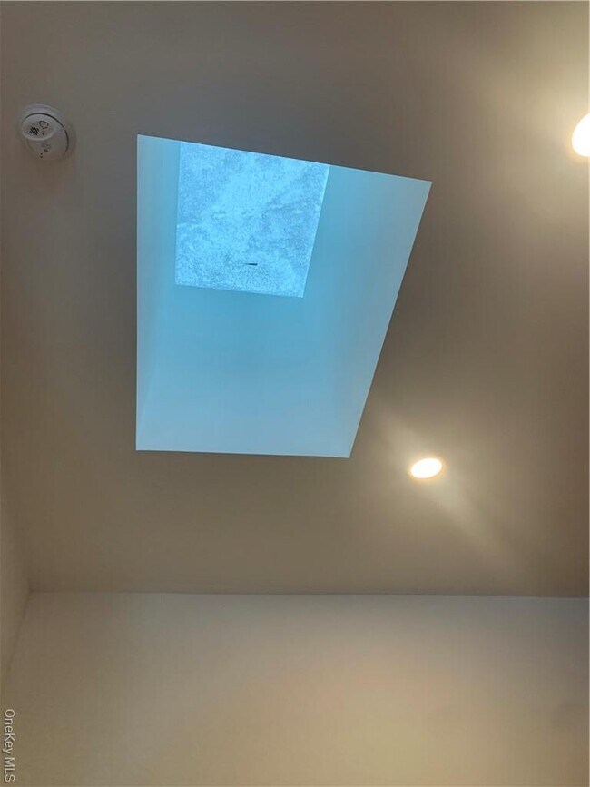 Foto del edificio - 444 Main St