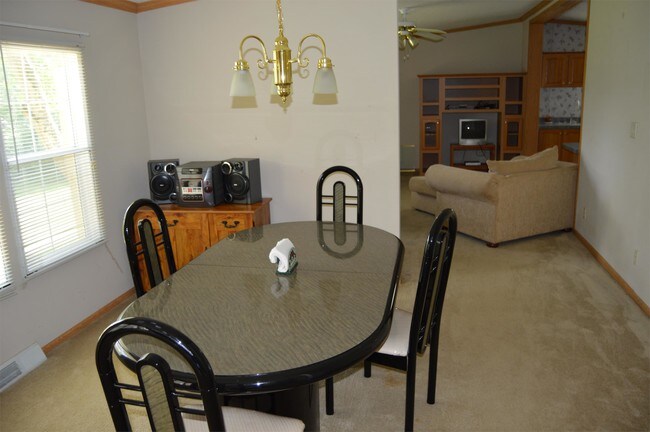 Foto del edificio - 6212 Simerly Creek Rd