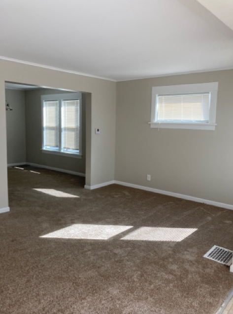 Building Photo - NOW AVAILABLE! 92 Fernhill Ave, Buffalo, N...