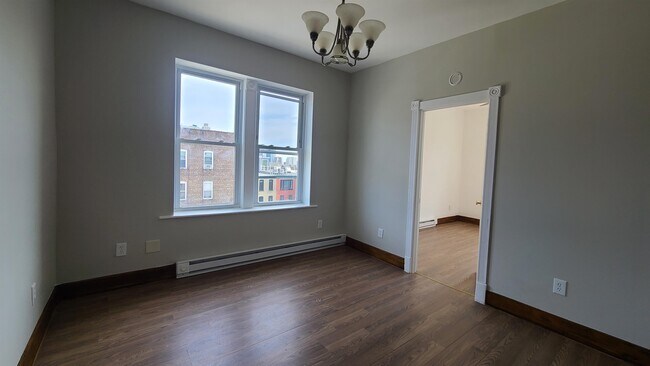 Foto del edificio - 15 Hopkins Ave