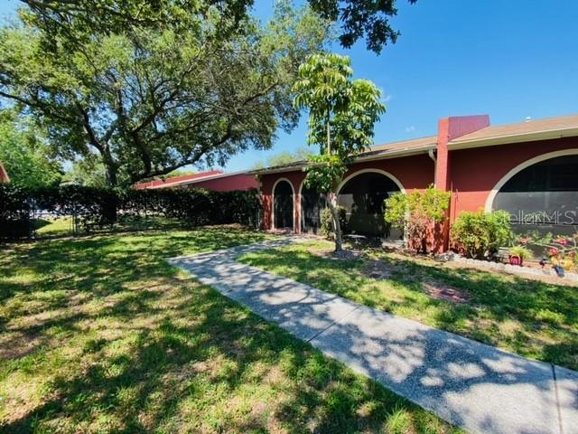 Foto del edificio - 6438 71st St N