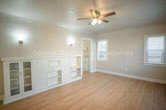 Building Photo - 1421 Obispo Ave