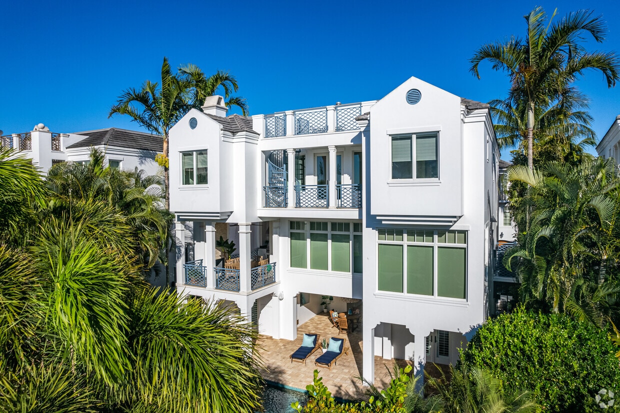 Naples Casamore Townhomes for Rent Naples, FL