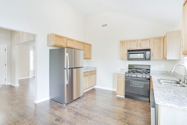 Building Photo - 4072 Arabian Way