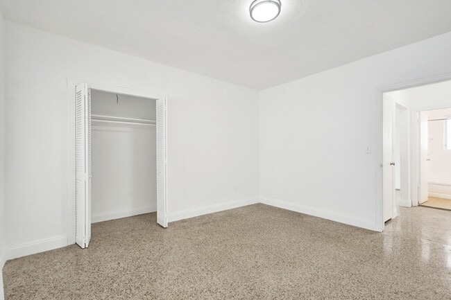 Building Photo - 700 82nd St