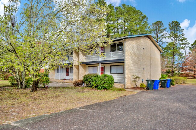 Building Photo - 605 Law Rd