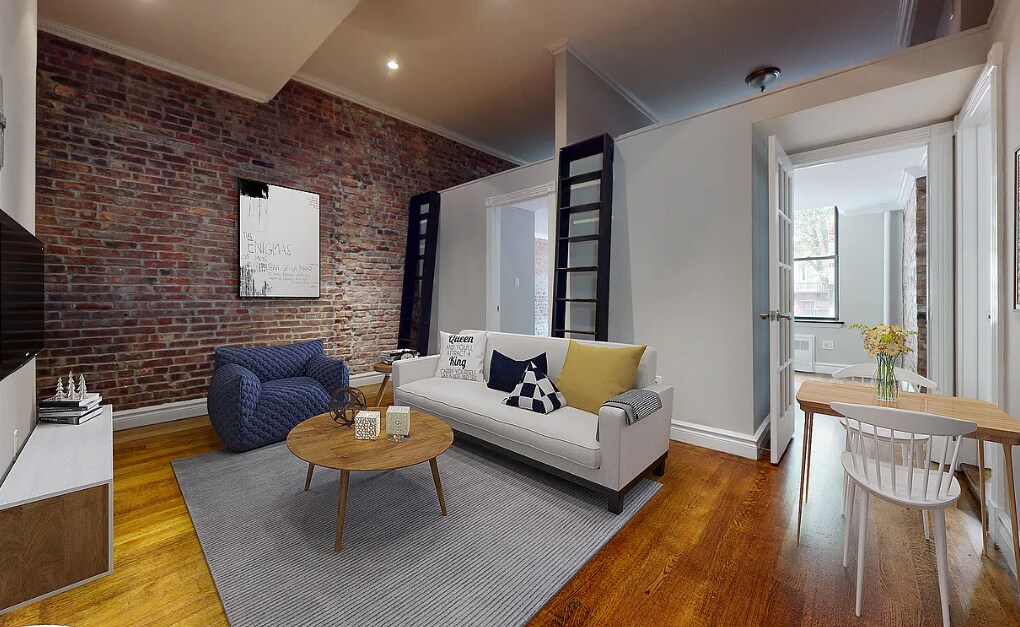 Primary Photo - 239 W 14th St