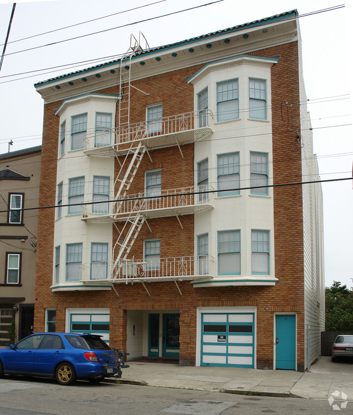 Primary Photo - 578 26th Ave