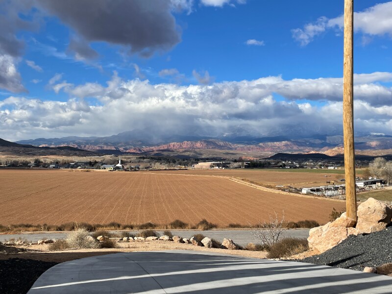 1781 S Angell Hts Dr, Hurricane, UT 84737 Room for Rent in Hurricane