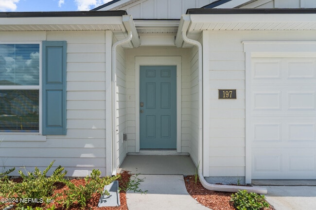 Building Photo - 197 Ardila Cir
