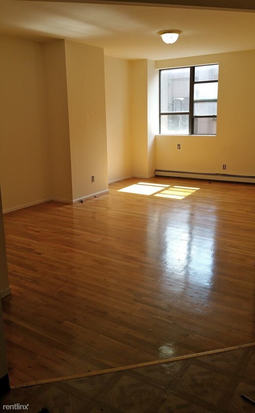 Foto del edificio - 272 Willoughby Ave