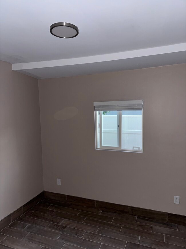 Building Photo - 32952 Urban Ave