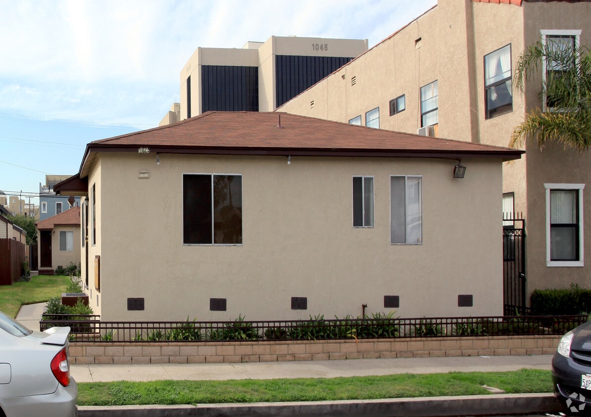 Primary Photo - 1025 Lime Ave