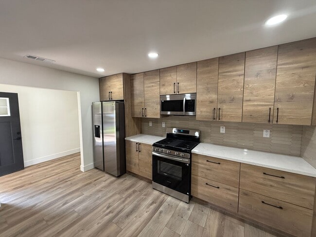 Building Photo - Minutes from Campus with Scenic Overlook V...