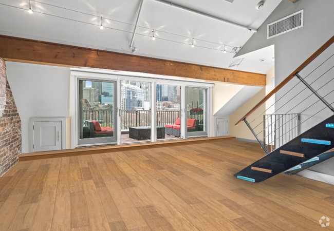 Building Photo - 39 Commercial Wharf