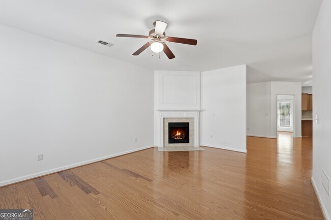 Building Photo - 368 Grayson Way