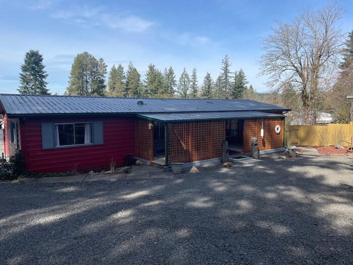 Primary Photo - 107 Streeter Rd