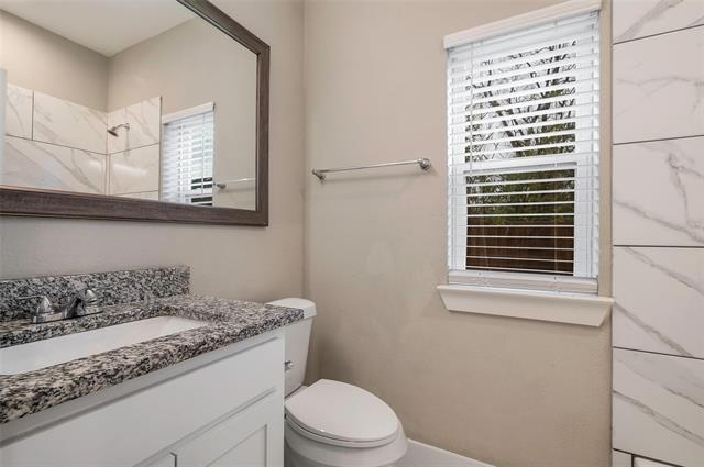 Building Photo - 5000 Linder Ave