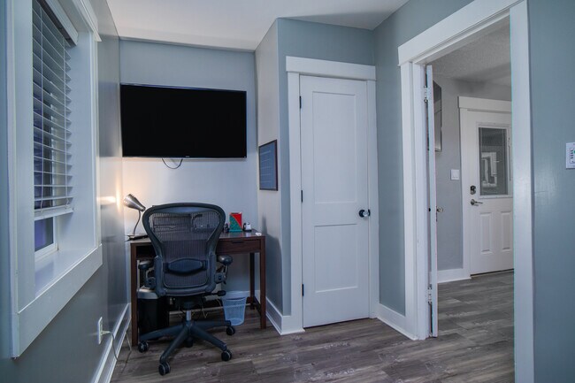 Foto del edificio - 3610 N 10th Pl