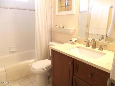 Building Photo - 8252 Tiara St