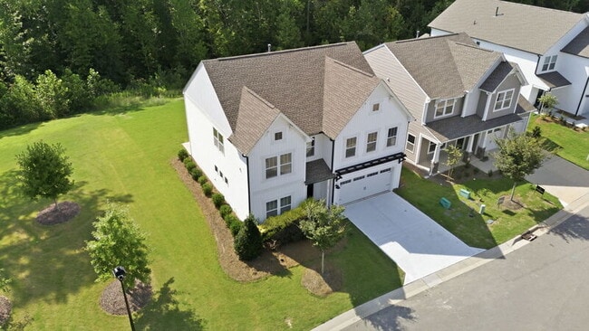 Building Photo - 29 Manor Stone Dr