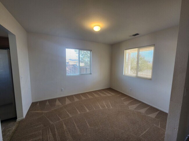 Building Photo - Beautiful Corner Lot 4 Bedroom 2 Bath Home...