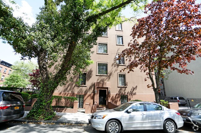 Foto del edificio - 469 Clinton St