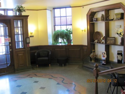 Foto del edificio - 547 N Park St