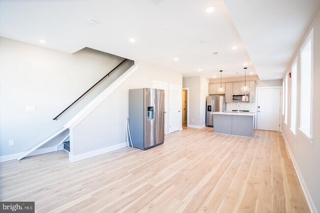 Foto del edificio - 129 S 49th St