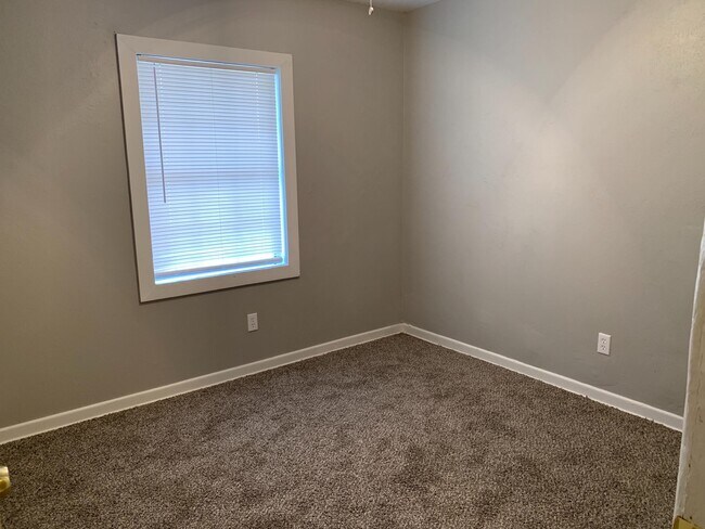 Foto del edificio - 2209 E 29th St