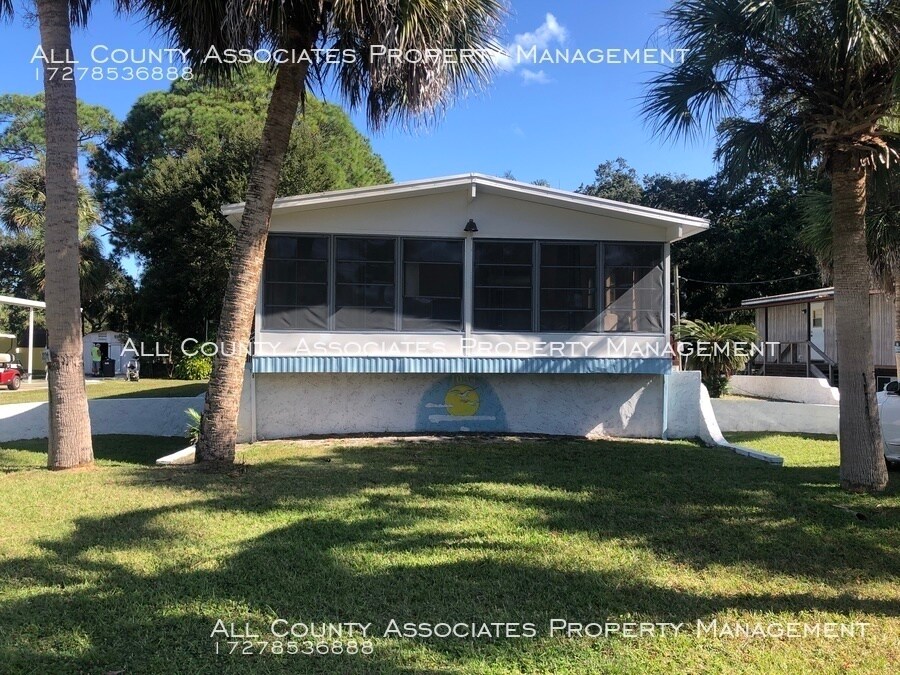 Primary Photo - Across the street from Anclote River Park