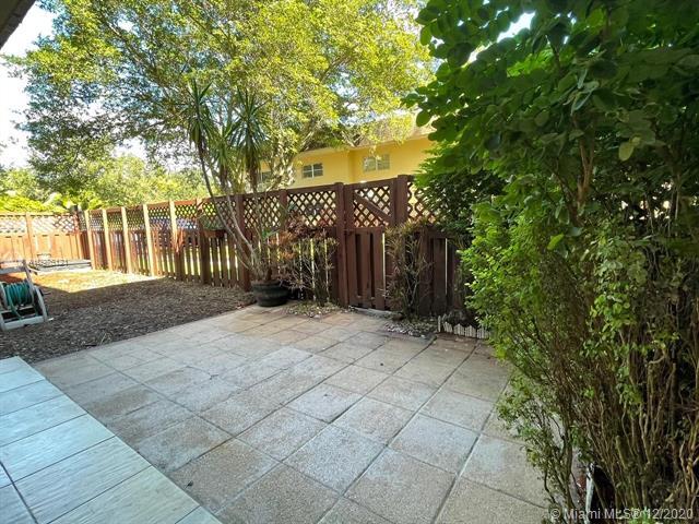 Foto del edificio - 8475 SW 94th St