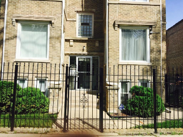BUILDING ENTRANCE - 3302 W Fulton Blvd