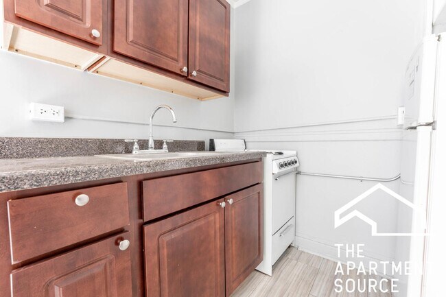 Foto del edificio - 3271 W Wrightwood Ave