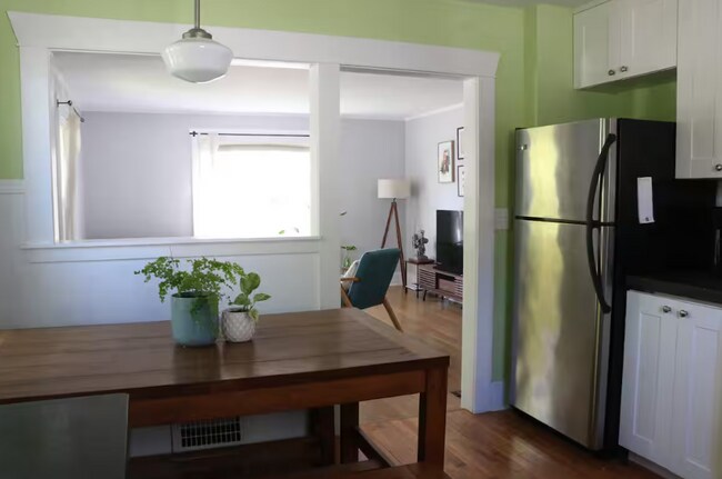 Foto del edificio - Charming 2-Bedroom Home Near Ballard and Fremont