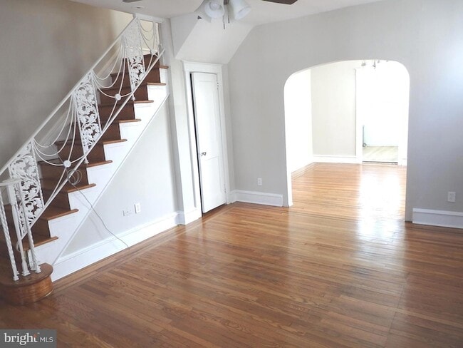 Photo - 129 S Eagle Rd Townhome