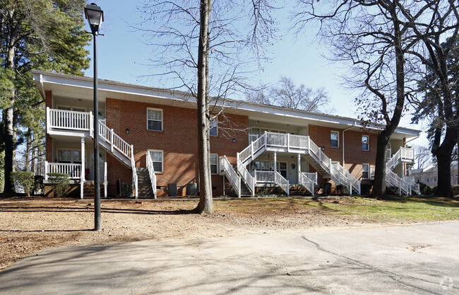 Foto del edificio - Shamrock Apartments