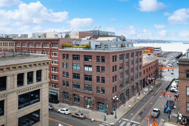 Building Photo - Merrill Place Condominiums