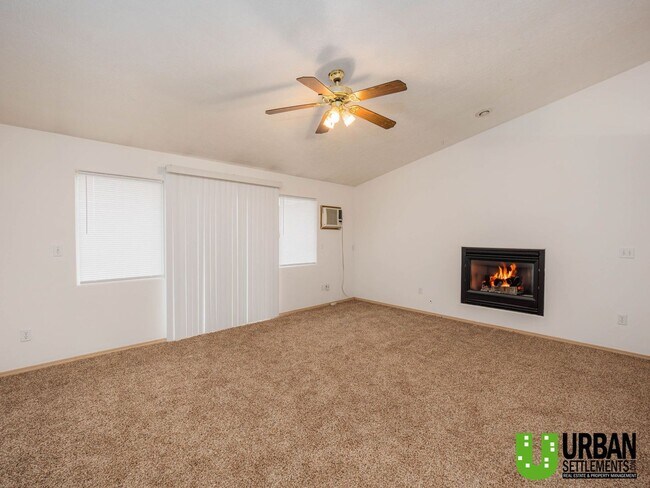 Foto del edificio - Mission Ave. 15313-15315 E