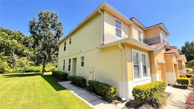 Building Photo - 612 Old Pine Ct