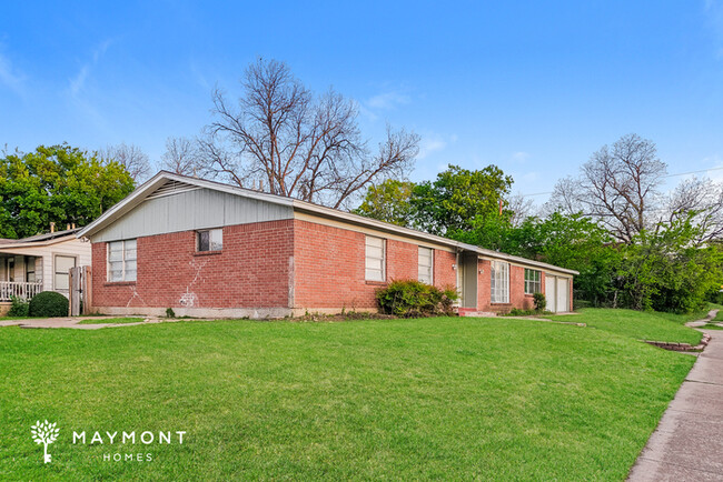 Building Photo - 2712 Evans Ave