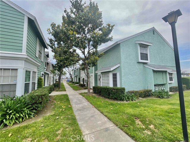 Building Photo - 5640 Riverside Dr