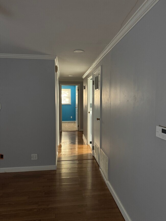 Foto del edificio - 1900 Beck Ln