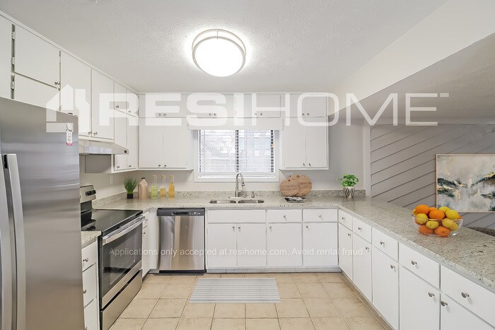 Foto principal - 3061 Chippewa Dr